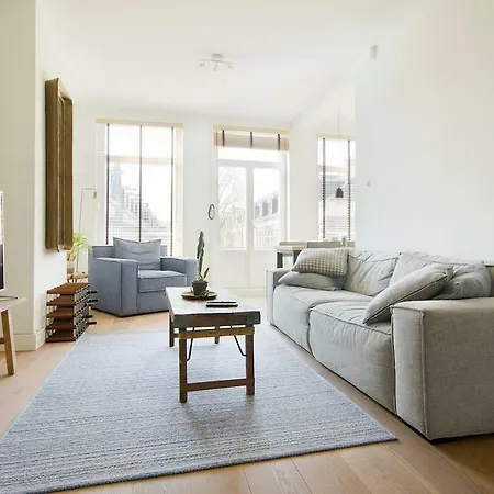 Appartement Modern In City Center